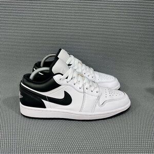 Nike Air Jordan 1 Low Reverse Panda Womens Casual Sneakers Sz 9 Mens Sz 7.5
